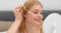 Rekomendasi 9 Serum Anti Aging Terbaik untuk Usia 25+ 2 serum anti aging terbaik