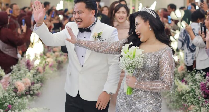 Boiyen Gugat Cerai Suami Karena Apa (Instagram/@weddingsfactory)