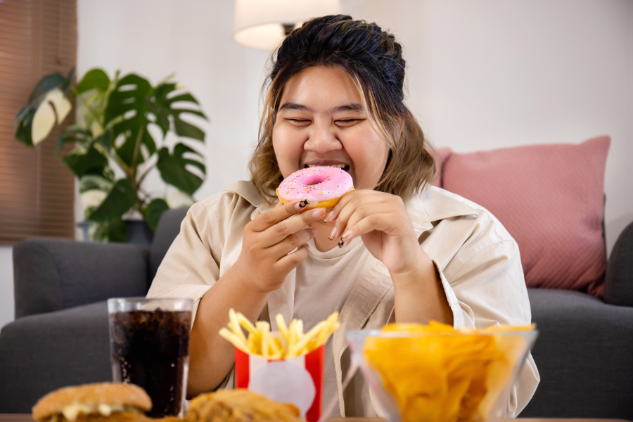 makanan yang sebaiknya dihindari saat haid